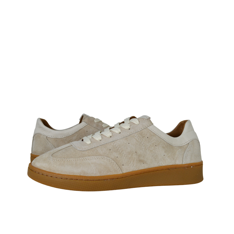 კედი Molly Bessa