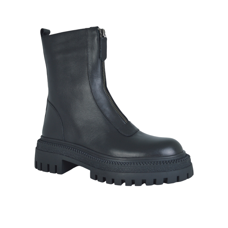 შუზი Molly Bessa