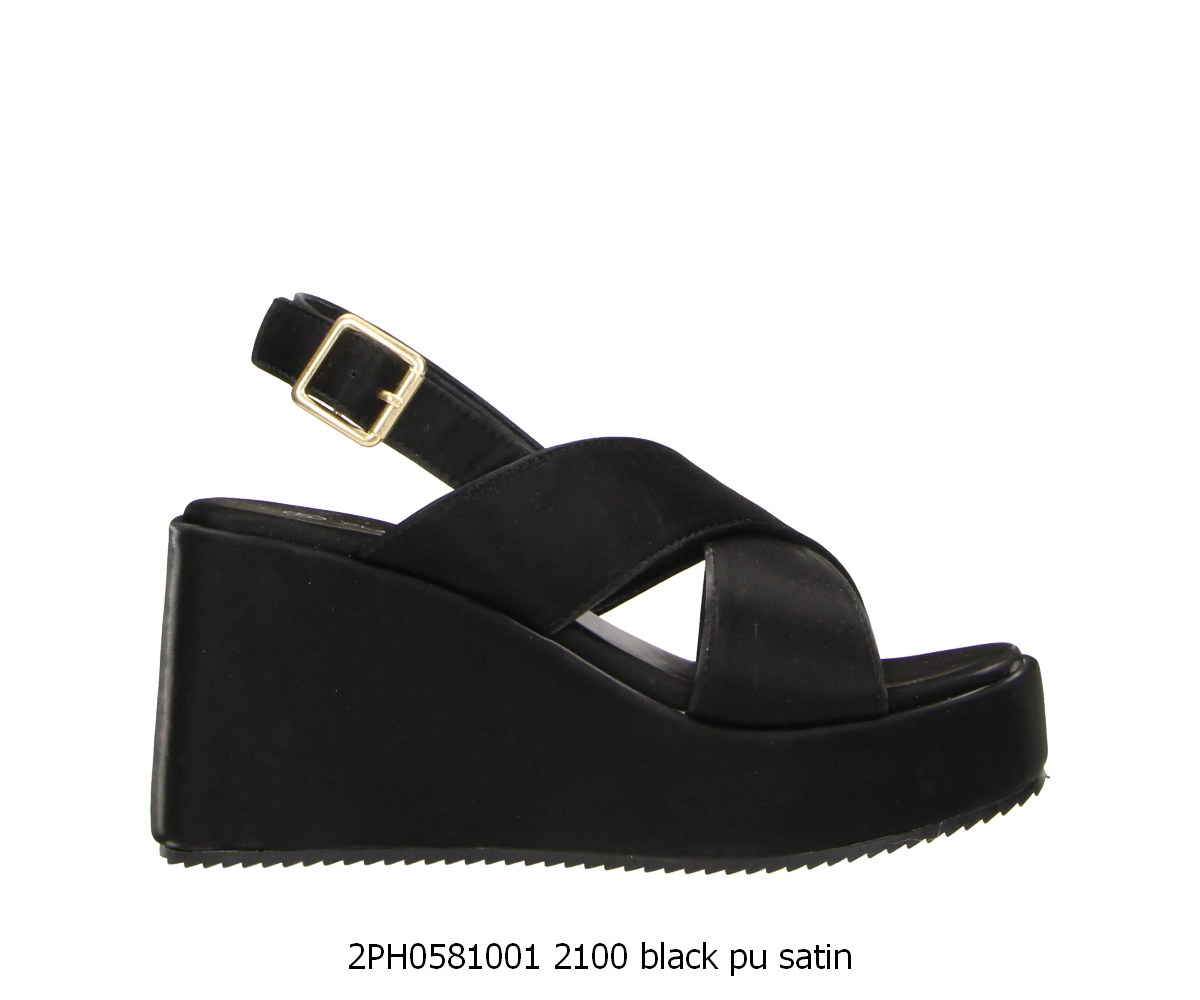 ქოში CLAUDIA GHIZZANI