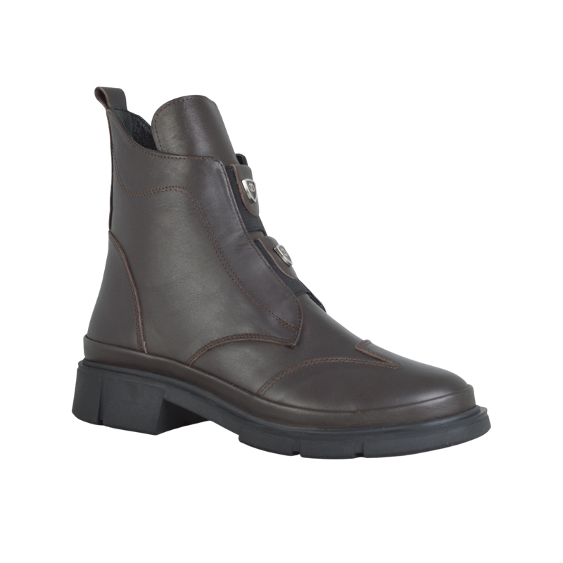 შუზი Molly Bessa