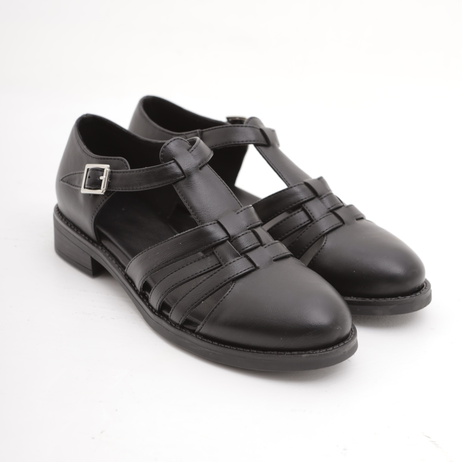 სანდალი CRICHIC